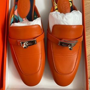Hermes OZ orange mules
